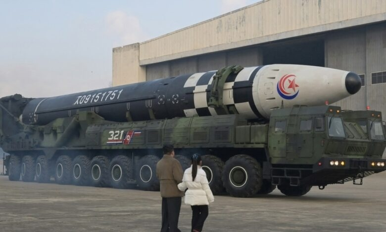 Şimali Koreya hərbçilərinə ATƏŞ AÇILDI - Kim Çen In TƏCİLİ TOPLANTI KEÇİRDİ