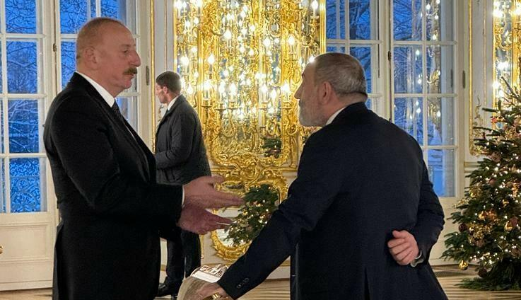 Paşinyan Moskvada İlham Əliyevə təklif edib ki… - Xandanyan
