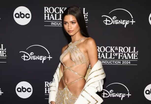 Zendaya geyimi ilə gündəmə gəldi - FOTOLAR