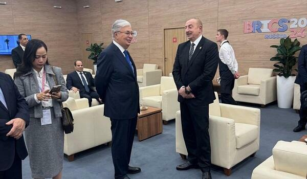 İlham Əliyev Tokayevlə bir arada - FOTO