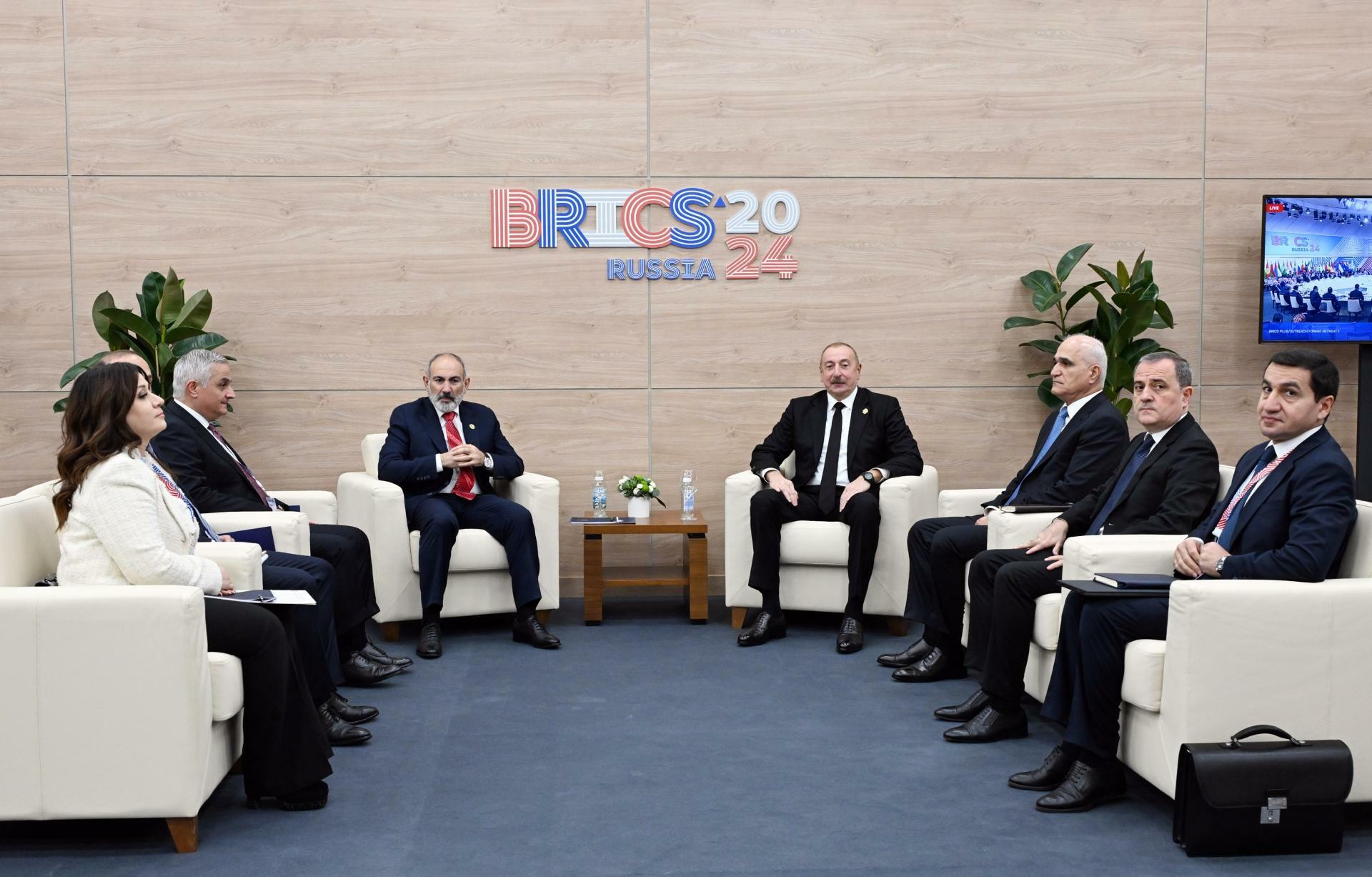 Bayramovla Mirzoyana sülh sazişi ilə bağlı təlimat verildi
