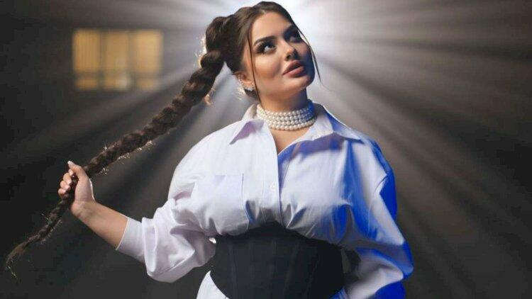 Mina boşanmağından DANIŞDI: "Kiminsə ərini ələ keçirib..."