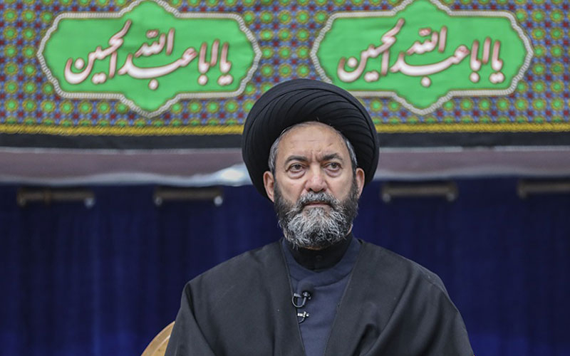 Ərdəbilin imam-cüməsi “xortladı” - sərsəm ittihamlar