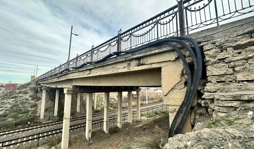 Saray körpüsü SÖKÜLÜR