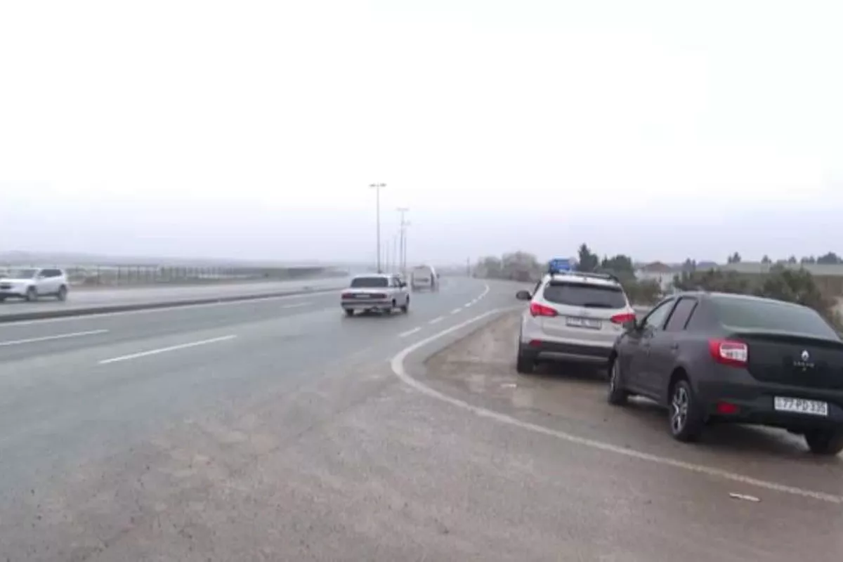 Sakinləri qayda pozmağa məcbur edən yol - VİDEO