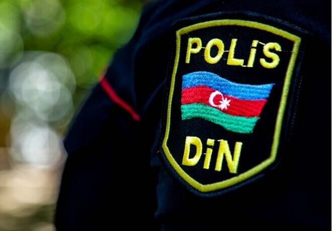 Polisi təhqir edən rəis həbs edildi