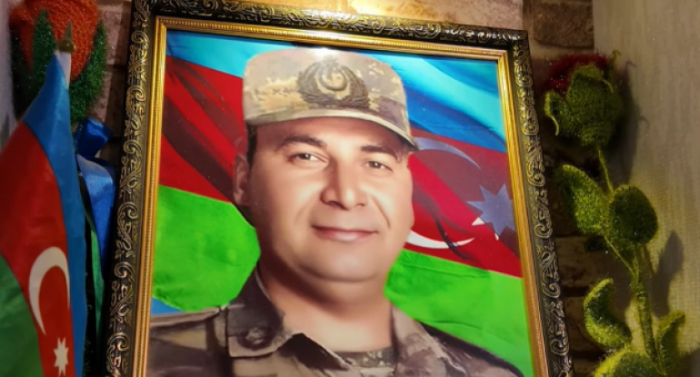 Aprel döyüşləri şəhidinin anası: "Gəlin zəng etdi ki, Rasim qızğın savaşdadır"