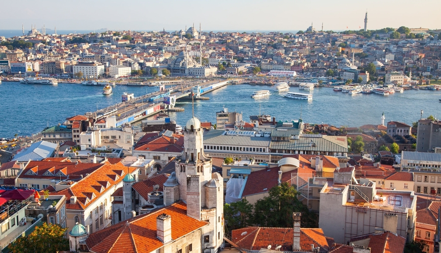 Zəlzələdən sonra İstanbul səmasında DƏHŞƏT: Görün nə baş verdi... - FOTO
