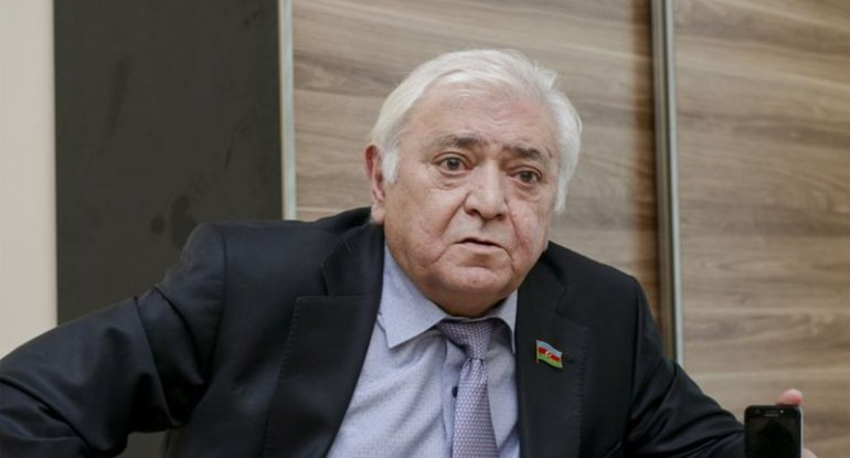 "Deputatsan, lap yaxşı, get qal Ağdamda"