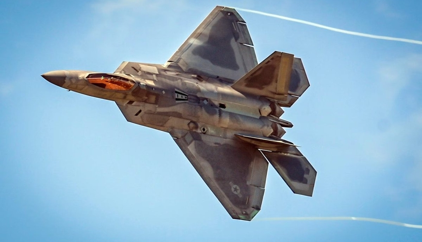 ABŞ-ın “F-22” qırıcıları İrana YAXINLAŞIR