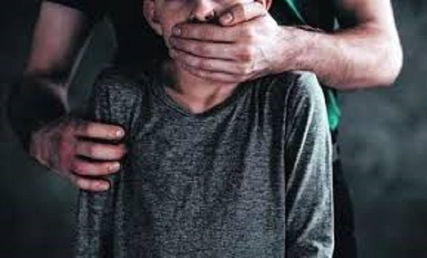 9 yaşlı uşağa qarşı seksual zorakılıq edən şəxs cəzadan niyə azad edilib? - TƏFƏRRÜAT