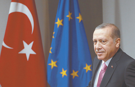 Daha bir cəhd – Türkiyə Avropaya doğru, Avropanın isə öz “doğru”ları var