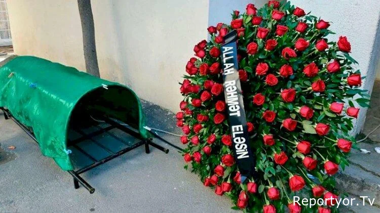 Sumqayıtda tələbə qız binadan yıxılıb öldü - Foto