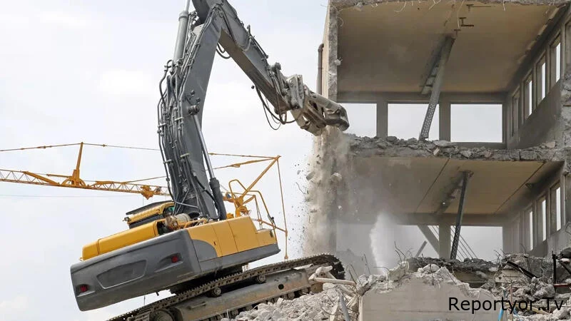 Bakının mərkəzində bu binalar plana düşdü: söküntüsünə başlanılır