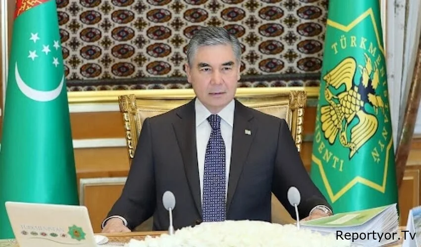 Qurbanqulu Berdiməhəmmədov İlham Əliyevi təbrik edib