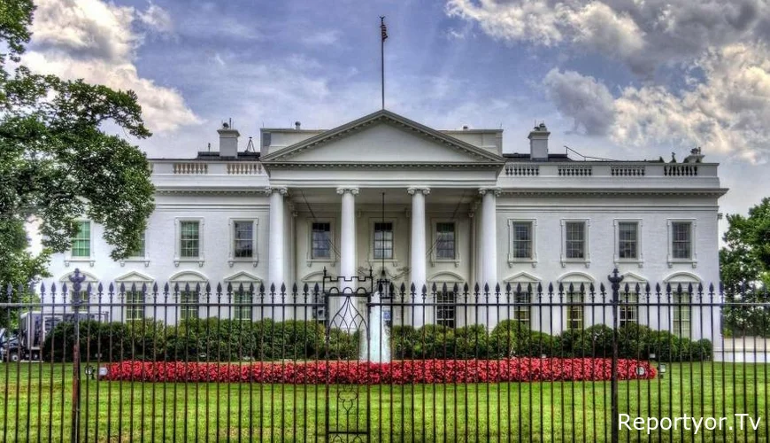 Ağ Evin saytında KİV üçün “Utanc divarı” yaradıldı