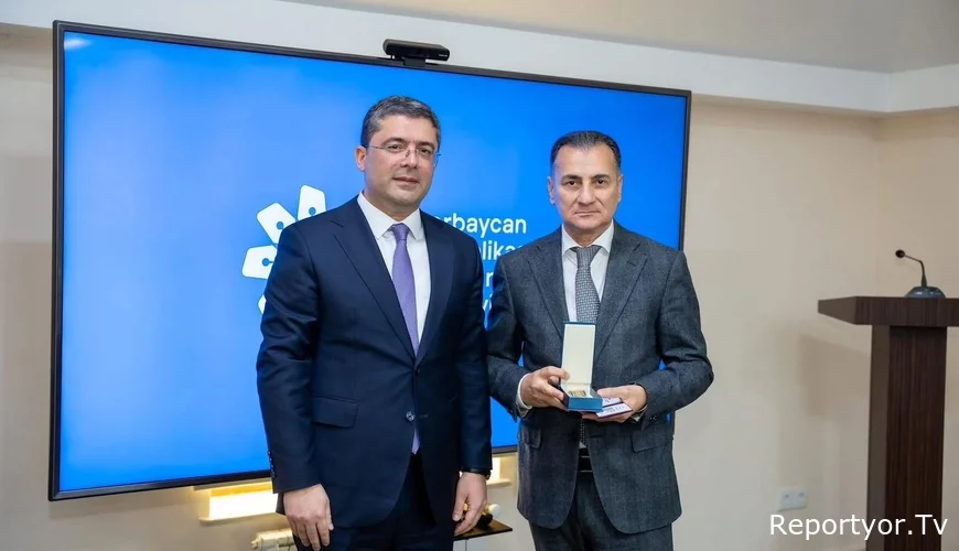 Medalın ikinci üzü - Mir Şahinin yazısı