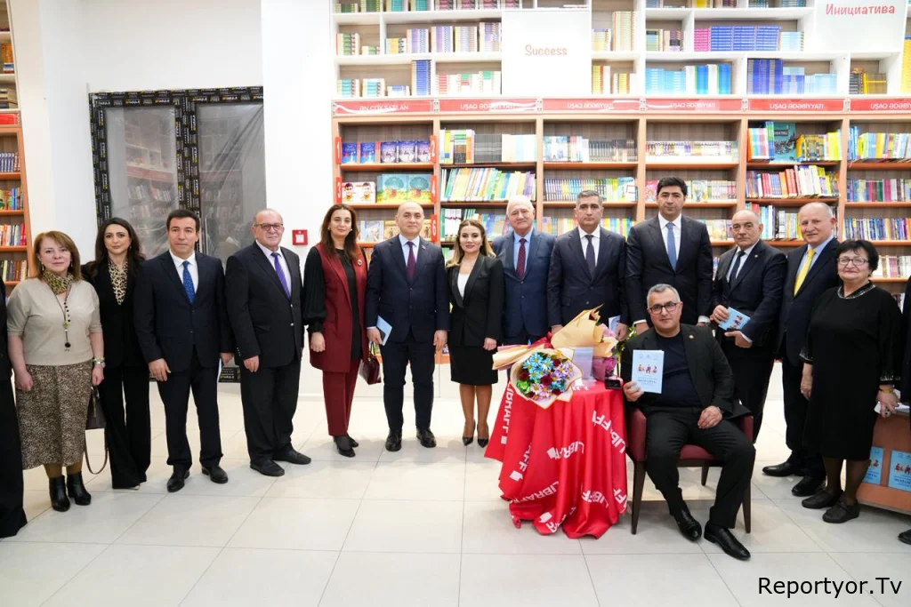 Azərbaycan Dillər Universiteti Tərcümə Fakültəsinin dekanı Bənövşə Məmmədovanın “Təhsildə və cəmiyyətdə mediasiya: Nəzəri əsaslar və təcrübi yanaşmalar” adlı kitabının təqdimat mərasimində iştirak etdim.