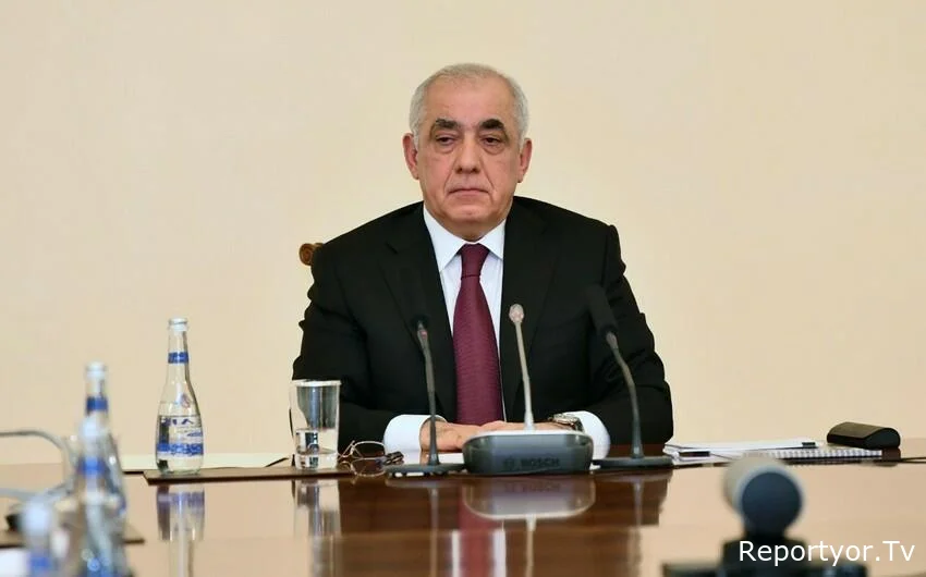 Əli Əsədov yeni qərar imzaladı