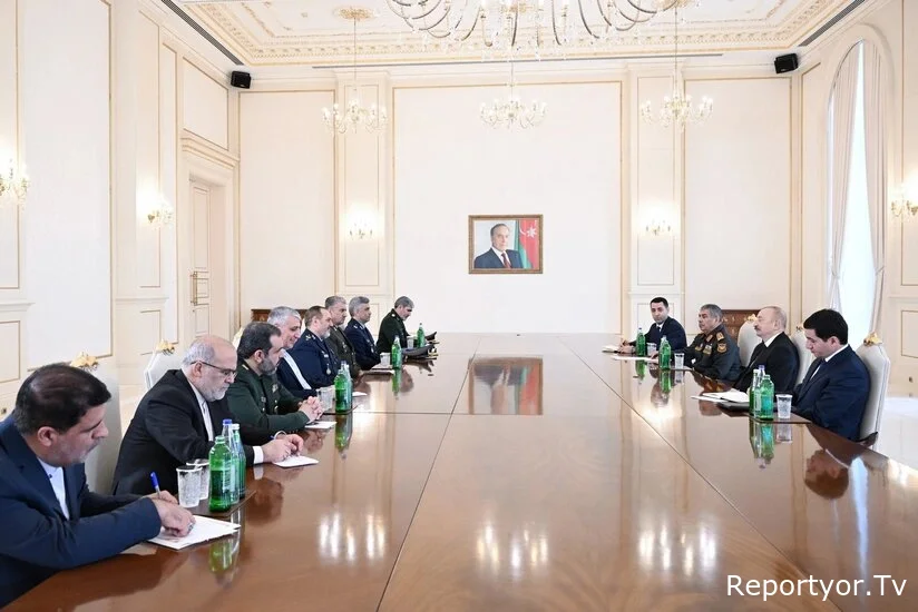 Prezident İranın müdafiə və silahlı qüvvələrə dəstək nazirini qəbul etdi