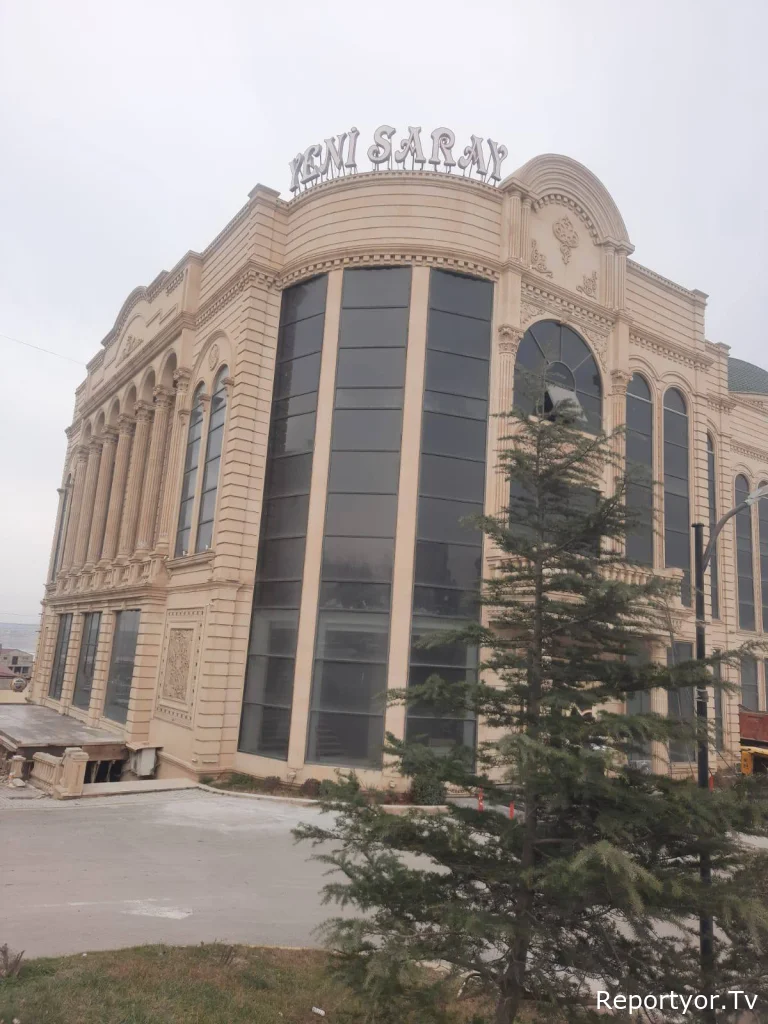 Restoranda Tikinti Araşdırması: Jurnalistin Hüquqları və Peşəkarlıq