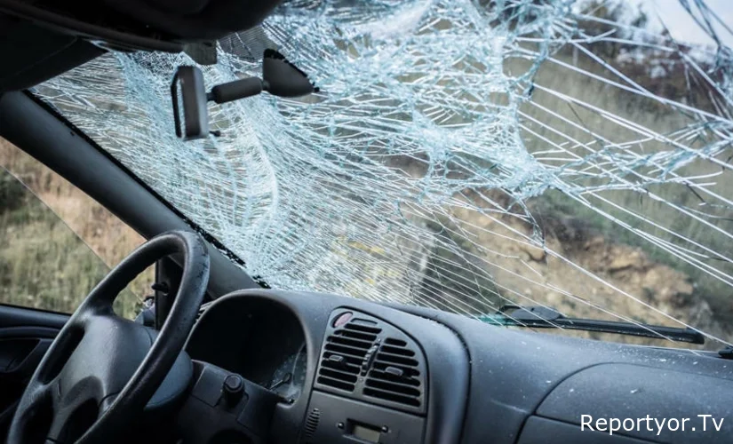 Salyanda ağır yol QƏZASI - Ölən var