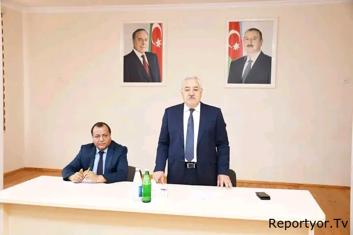 Ağdam Rayon İcra Hakimiyyətinin başçısı Vaqif Həsənovun rayonun Birinci Yüzbaşılı kəndində səyyar qəbul-görüşü keçirilib